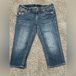 Vigoss Women's Blue Cropped Jeans - Classic Mid Wash Waist 36/18W